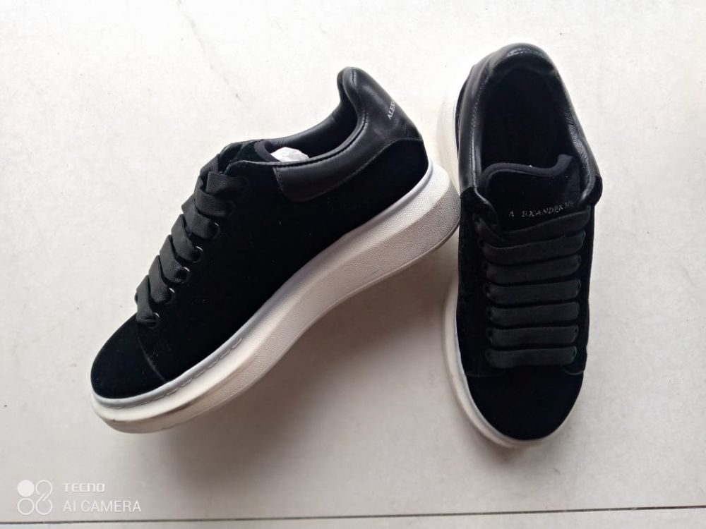 find-stylish-gender-neutral-clothing-in-port-harcourt
